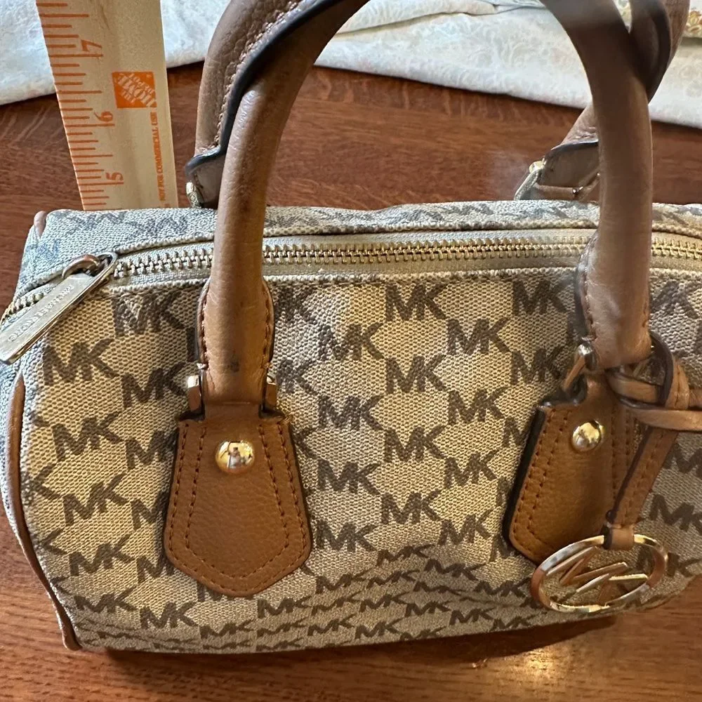 Michael Kors Top Crossbody Handbag
